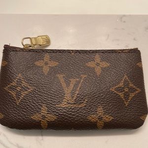 Louis Vuitton key card holder